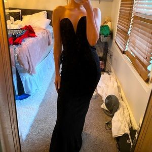 PROM GIRL DRESS FOR SALE!! NEW WITH TAGS NEVER WORN